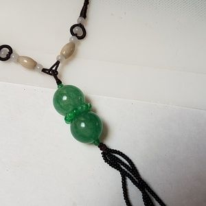 Lovers together green Jade bead necklace and jade tassel